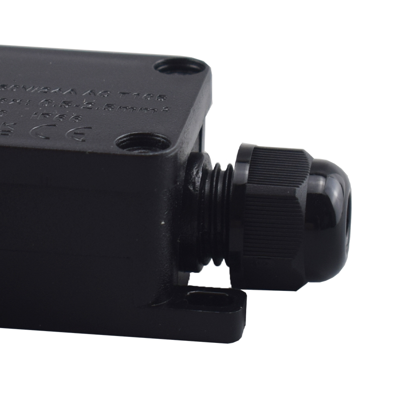 3 Way Outdoor Waterproof IP66  - đánh giá và giá Outdoor Power Junction